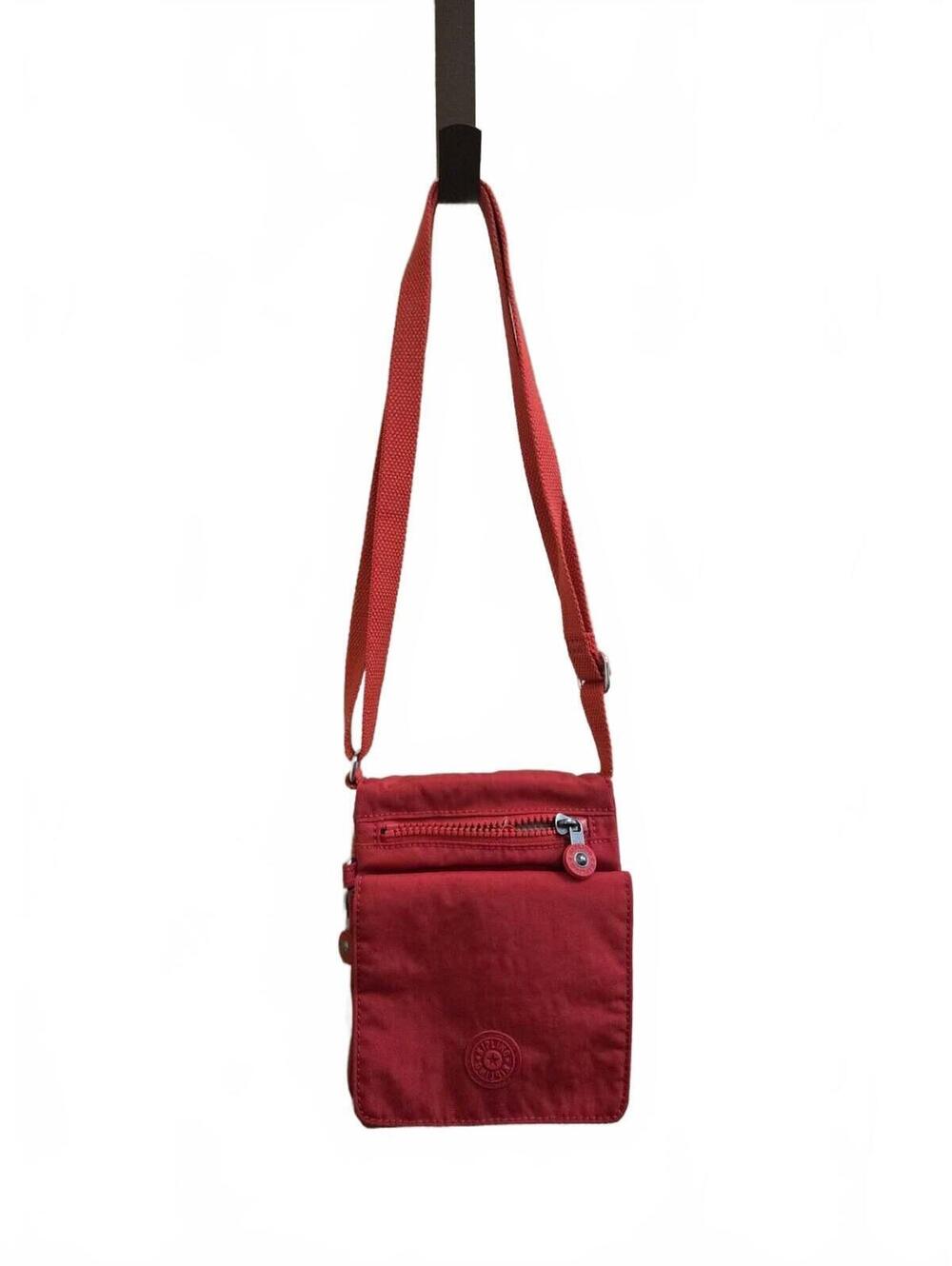 Very Good Kipling Crossbody Purse